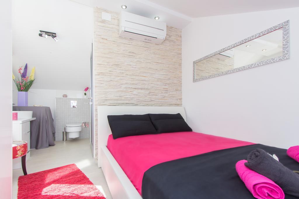 Holiday Home Primabella Primosten Exterior photo