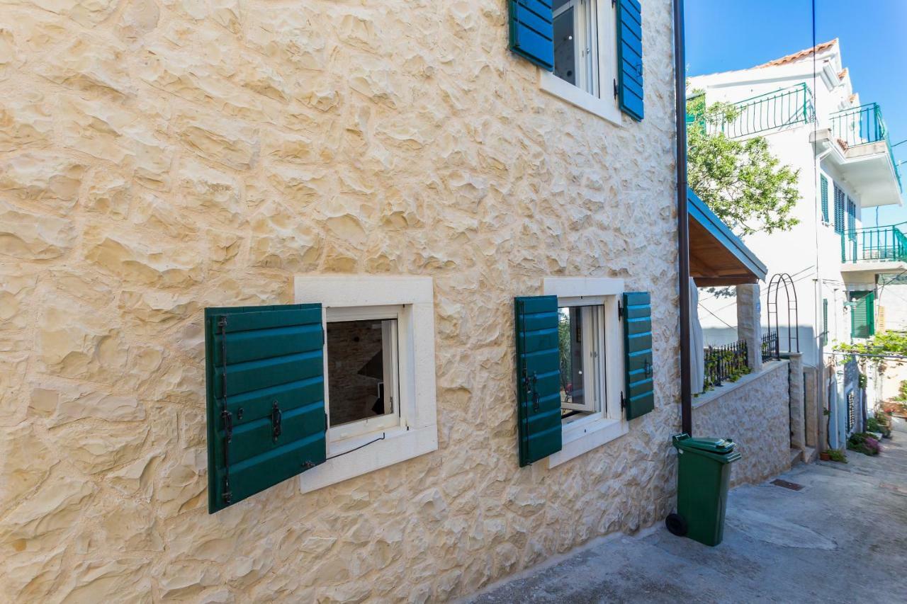Holiday Home Primabella Primosten Exterior photo
