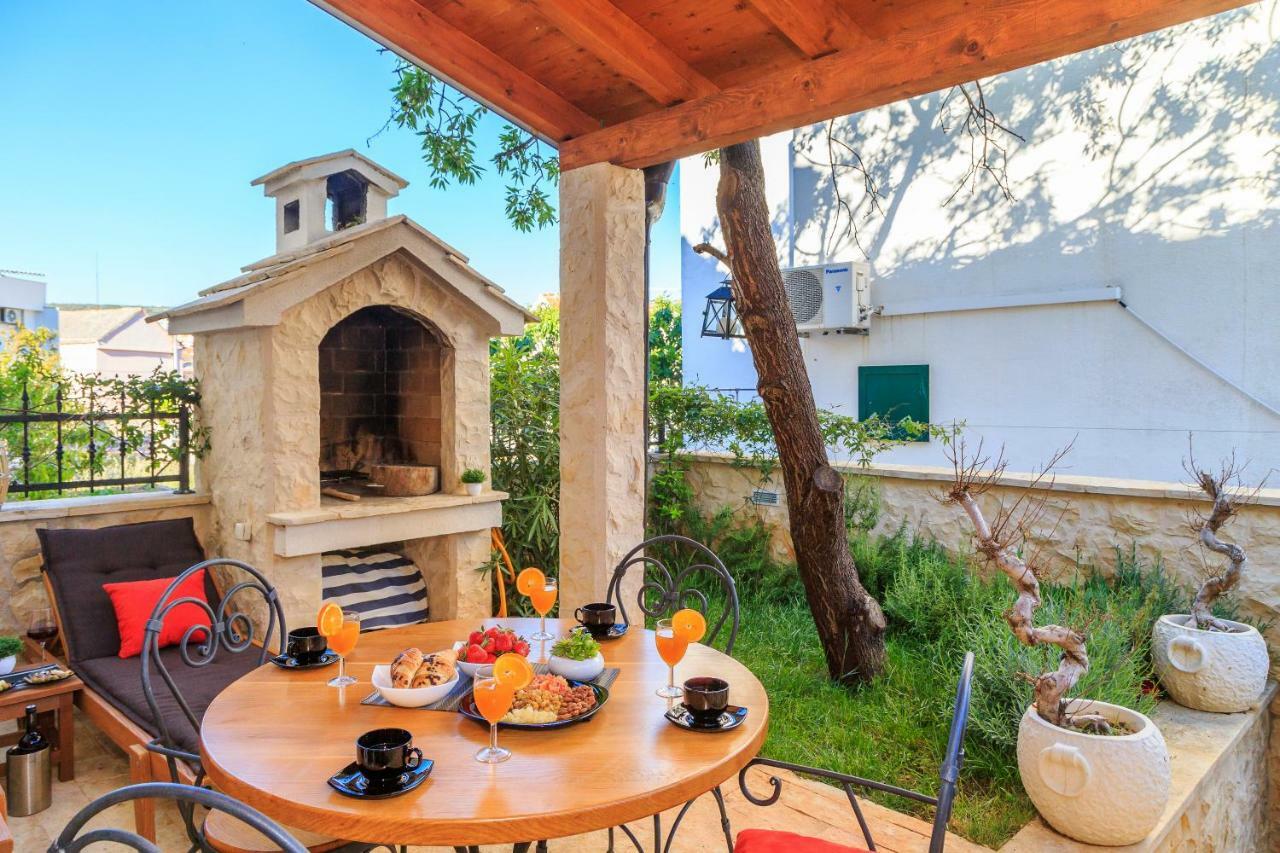 Holiday Home Primabella Primosten Exterior photo